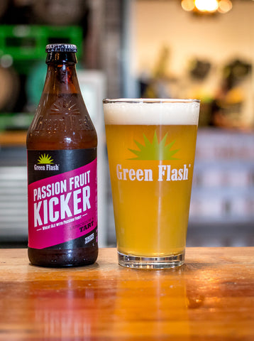 Green Flash Shaker Pint